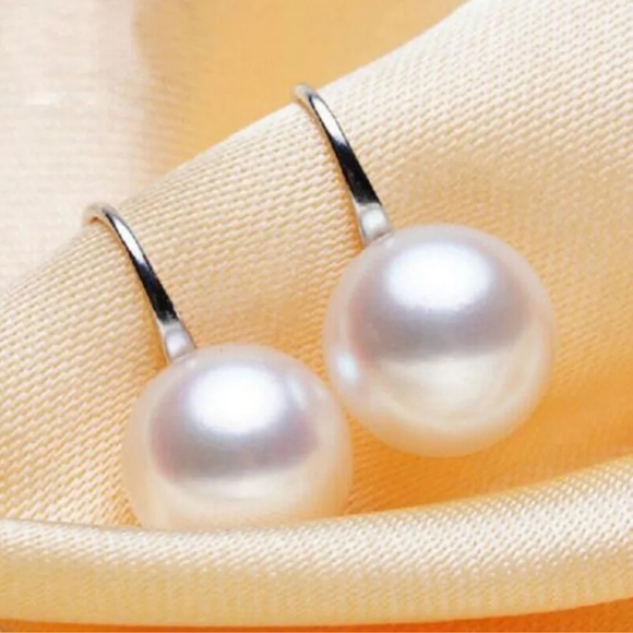 White Pearl Silver or Gold Elegant Luxury Sophisticated Dangly Hook Earrings - Picture 11 of 16